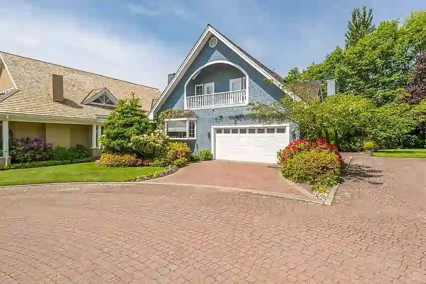Skilled Garage Door Service in West Vancouver